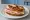 Bretzel Jambon-Fromage: an illustration of ham, cheese and butter.