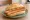 Frankfurter Würstchen: an illustration of mustard on bread.