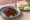 Jīngjiàng Ròusī Juǎn Bǐng (京酱肉丝卷饼): an illustration of pork, scallion and cucumber.