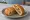 Piroshki (ピロシキ): an illustration of the sandwich.
