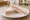 Sándwich de Miga de Jamón Cocido: an illustration of ham, butter and mayonnaise on white bread.