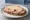 Stullenbrot / Stulle: an illustration of butter, ham and cheese.