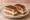 Tiramisu Sando (ティラミスサンド): an illustration of the sandwich.